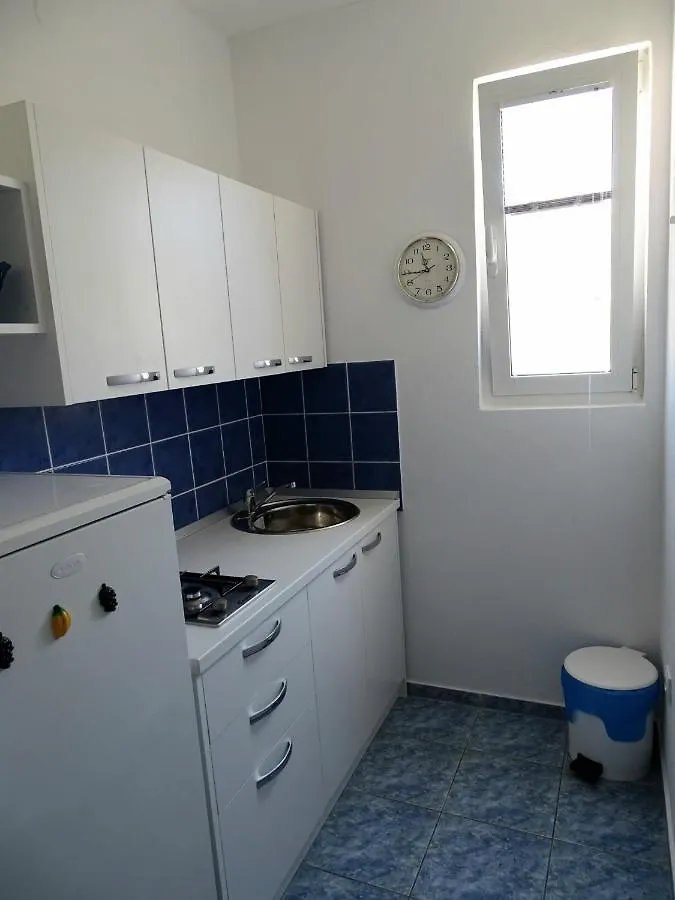 Apartments By The Sea Pag - 16100 Pag Town Croatia